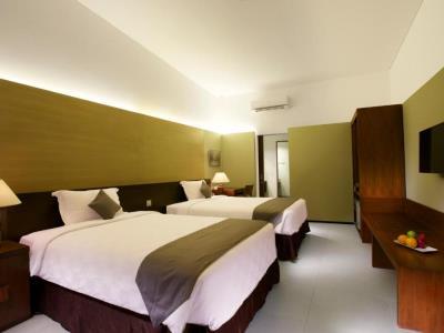 Hotel Neo+ Green Savana Sentul City Bogor Exterior photo