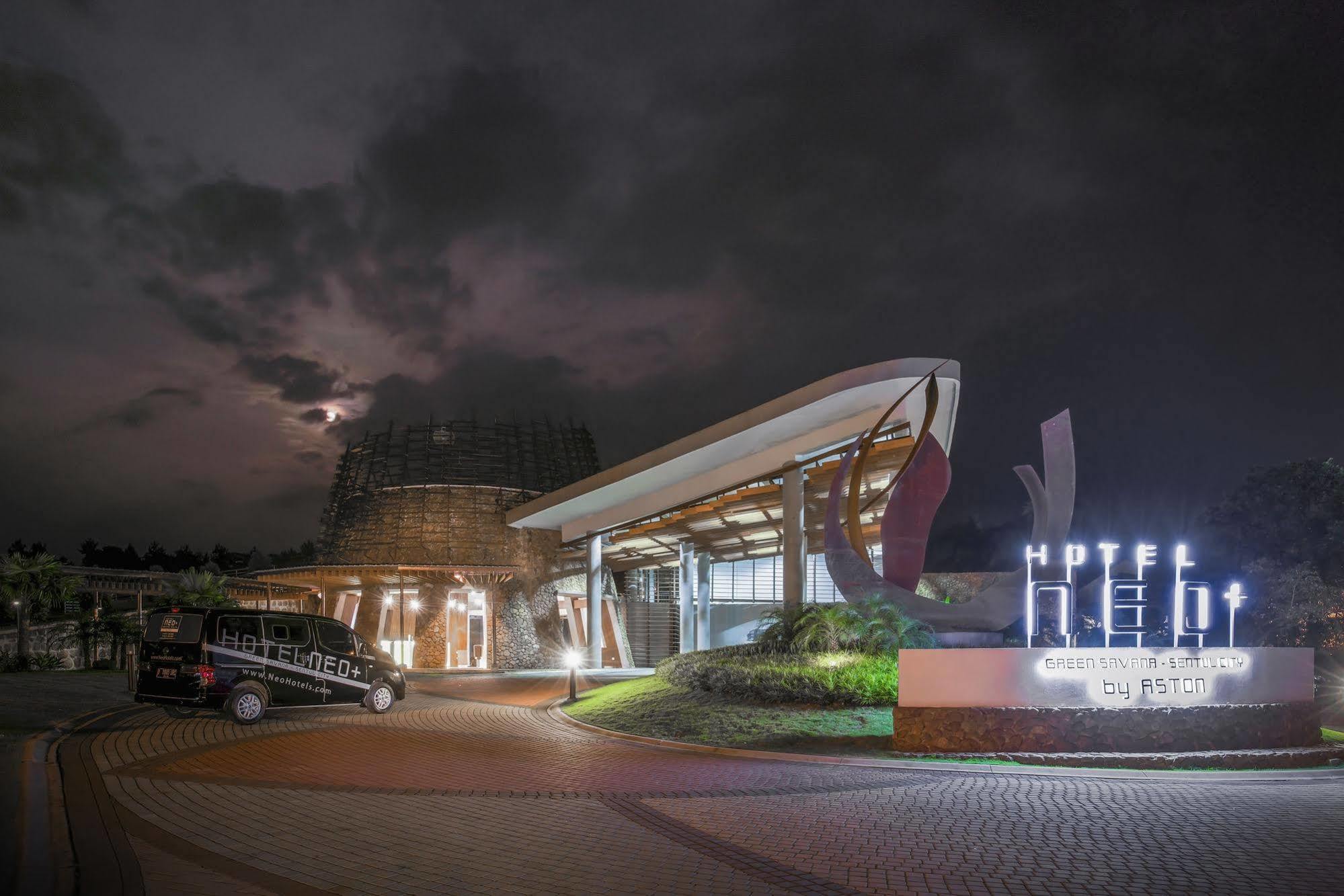 Hotel Neo+ Green Savana Sentul City Bogor Exterior photo